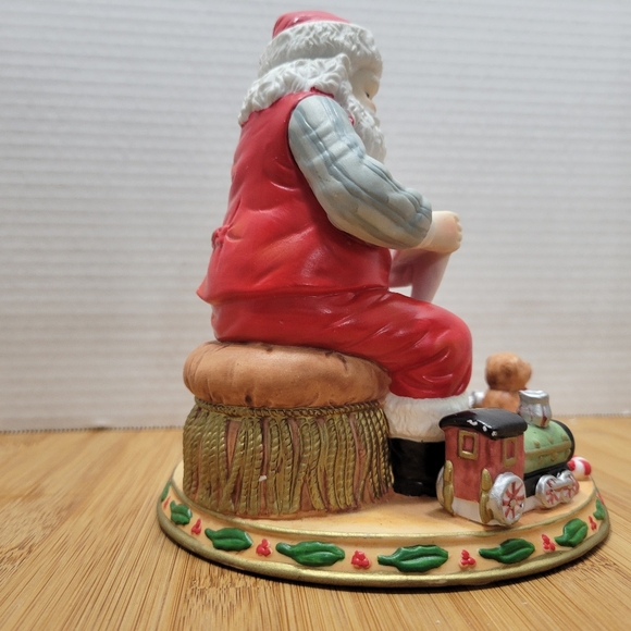 PartyLite Santa Checking His List candle holder Party Lite Santa's List votive - Picture 4 of 13
